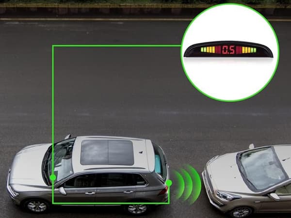 Parkeringshjälp / Parkeringssensor - 4 sensorer till bilen