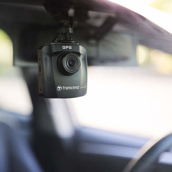 Dashcam + GPS Transcend DrivePro 250 Horisontell betraktningsvinkel=140° 12 V, 24 V Wi-Fi, batteri