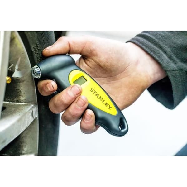 STANLEY - Digital däcktrycksmätare - STHT80874-0 - Noggrannhet +/- 0,5 PSI