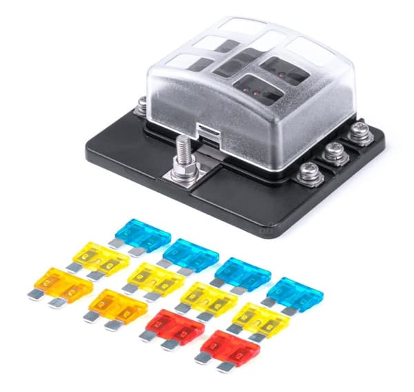 Sikringsboks 6 fatninger, 1 massebeslag, 12 sikringer 2*5A, 2*10A, 2*15A, 4*20A