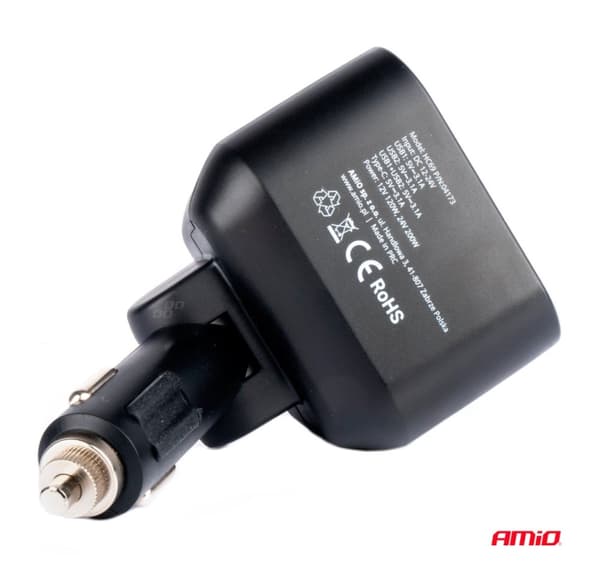 Laturi 2x12/24V pistoke, 2x USB 1x USB-C, volttimittari