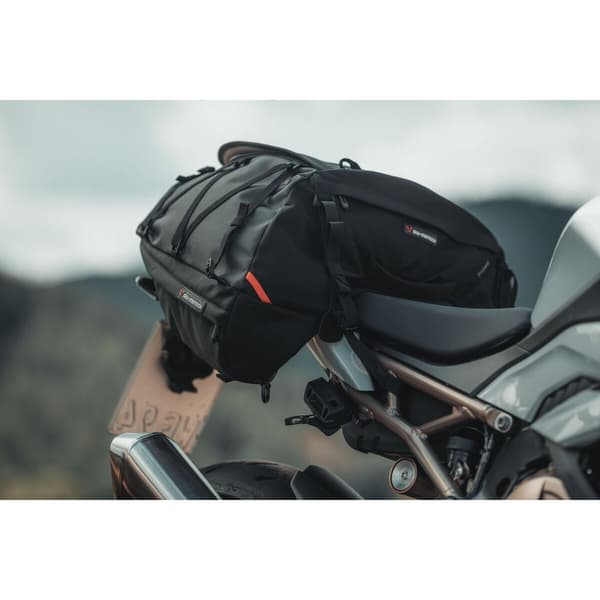 Sw-motech Satulalaukku Nylon Pro Cargobag 1680d 50 L Musta 50 x 70 x 33 cm