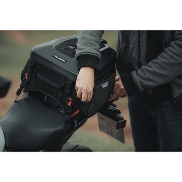 Sw-motech Sadeltaske I Nylon Pro Rearbag 1680d 22-34 L Sort 40 x 43 x 25 cm