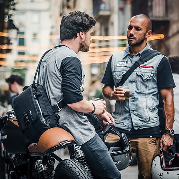 Kriega Messenger Sling 8l Rygsæk Sort