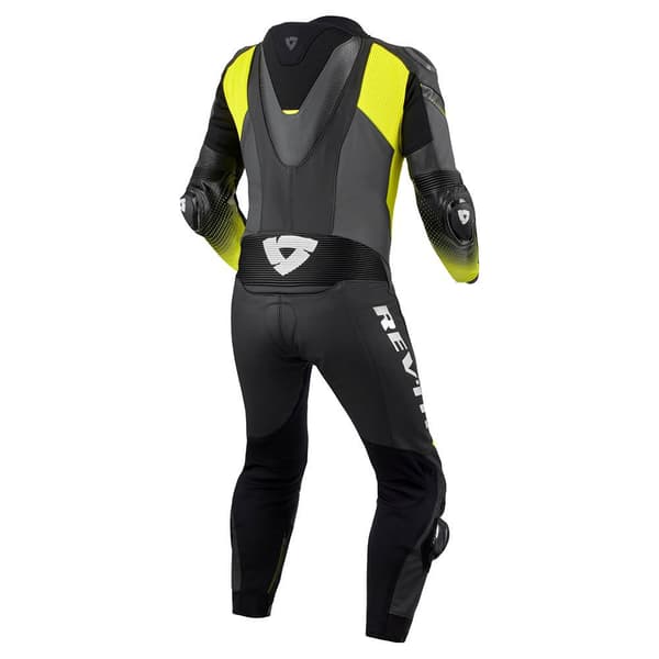 Revit Dragt Control Sort 50 Mand