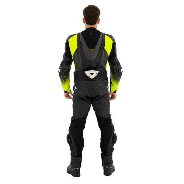 Revit Dragt Control Sort 50 Mand