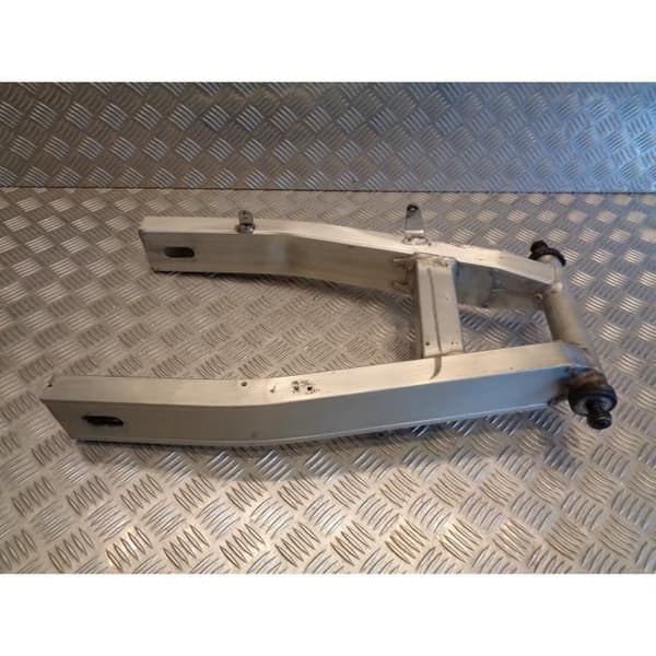 motorcykelsvingarm yamaha fzs 600 fazer jyarj02 1998 - 01- USED