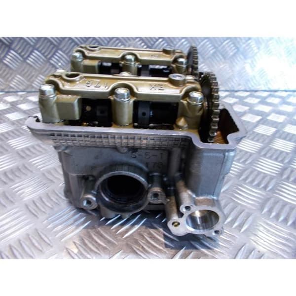komplett cylinderhuvud bakre kamaxel motorcykel suzuki dl 650 v-strom js1b121 v strom- USED