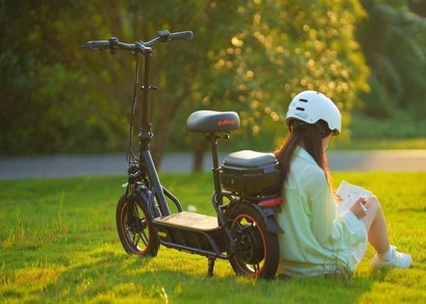 KuKirin C1 Pro - Elscooter med säte - 14" hjul - 25AH batteri - 800W motor - Maximal räckvidd 100 km