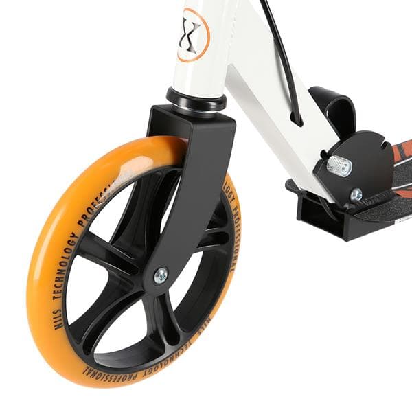 HM0107 VIT-ORANGE SCOOTER NILS EXTREME