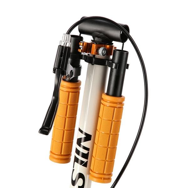 HM0107 VIT-ORANGE SCOOTER NILS EXTREME