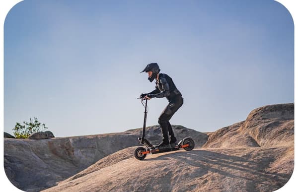 Joyor S5 10'' sähköskootteri, musta