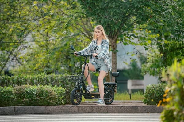 Kukirin C1 Pro 500W 26AH elskoter, 45km/h & 100km räckvidd, 14" däck, korg, baksäte, backspegel, snabbladdning