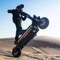 Miniatyrbild 6 av 6: KuKirin G4 Max Elektrisk kickbike för vuxna Räckvidd 95 km 85 km/h Motor 3200 W Däck Terräng 12 tum Batteri 48V35.2Ah Svart