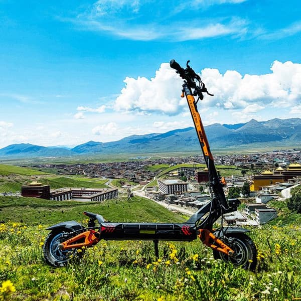 KuKirin G3 Pro Off-Road Elektrisk Scooter med 1200W*2 Motorer, 23.2Ah Batteri, 80km Topp Räckvidd