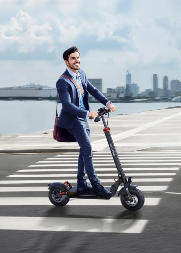 ENGWE Y600 Elscooter för vuxna, 48V 18AH 830W, 45 km, räckvidd 69 km, 25 cm däck, trippelfjädring, blinkers, pendling, utomhusbruk