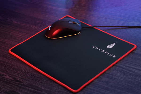 Surefire Gaming Silent Flight 320 - Gaming Musemåtte - 32 x 26 cm. - Lajitelma/Rød