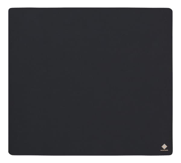 DELTACO GAMING Mousepad L, 450x400x4mm, fabric coated, black