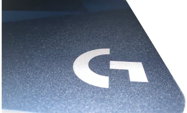 Logitech G640 SPECIAL EDITION ASTRALIS Stor klud gaming musemåtte, optimeret til gaming sensorer, moderat overfladefriktion, skridsikker musemåtte, Ma