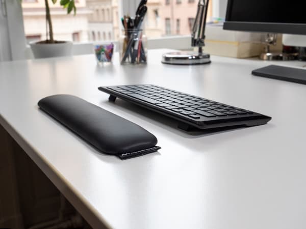 Mousetrapper - Håndleddsstøtte for tastatur - liten - svart