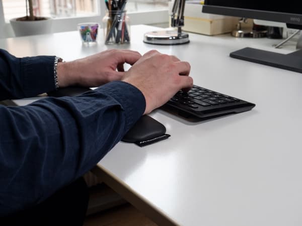 Mousetrapper - Håndleddsstøtte for tastatur - liten - svart