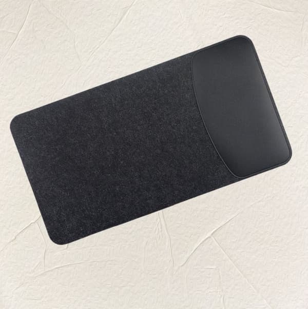 INF Elegant Filt & PU Läder Musmatta Svart S