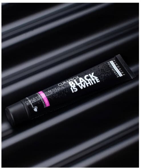 Curaprox Black is White tandkräm 90 ml