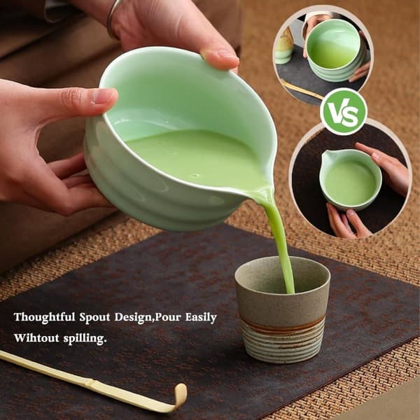 Keraaminen teeastiasto, joka sisältää matcha-kulhon, matcha-vispilateline ja tulitikkuvispilä, 5-osainen setti