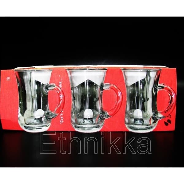 Set med 6 turkiska teserviser med handtag