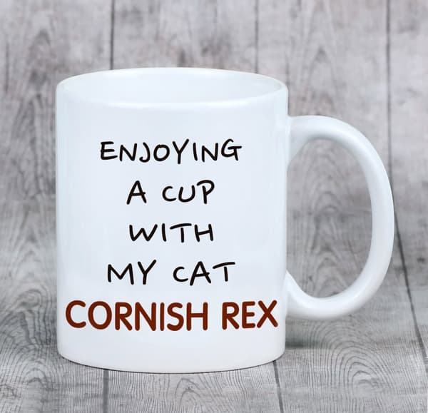 Cornish Rex - krus med grafik og Art-Dog brand inskription