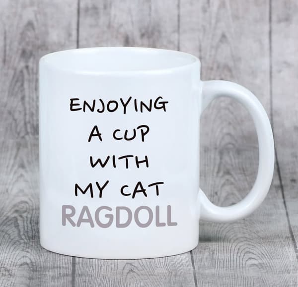 Ragdoll - krus med grafik og inskriptionen af Art-Dog-mærket