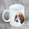 Pikkukuva 5 / 6: Basset Hound - muki, jossa on valokuva ja merkintä geometrisesta Art-Dog koirasta