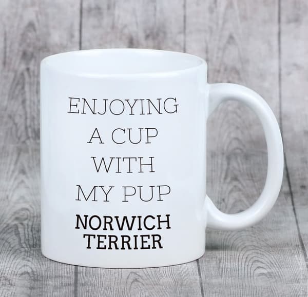 Norwich Terrier - krus med et foto og inskriptionen af en geometrisk Art-Dog-hund