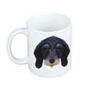Pikkukuva 2 / 6: Teckel-karvainen - muki, jossa on valokuva ja kirjoitus geometrisesta Art-Dog-koirasta