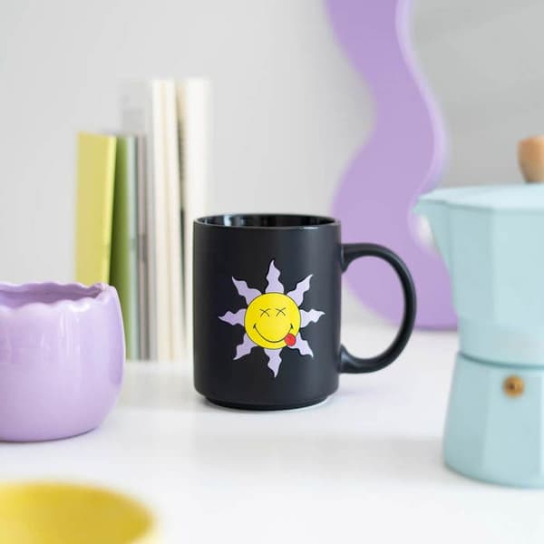 Mugg Smiley Kuriösa Serier Noir