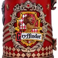 Miniatyrbild 6 av 6: Mugg - Harry Potter - Gryffindor - Skulpterad - Handmålad - Rött harts
