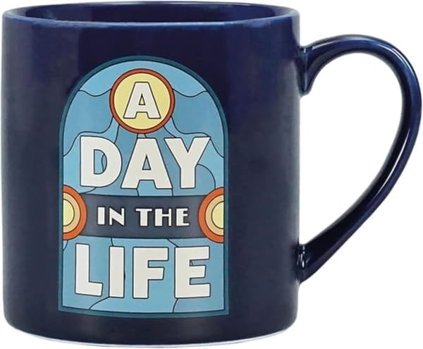 Mug: The Beatles - (A Day in the Life) Classic Boxed Mug (310ml)