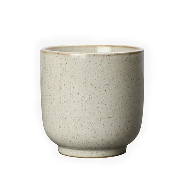 Mugg - kopp - mazagran Byon - 5275000503 - Iris kopp i porslin i färgen sparris, volym 300 ml