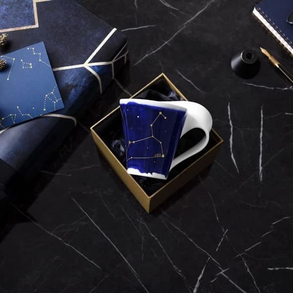 Mugg - Villeroy Boch - NewWave Stars - Premiumporslin - 300 ml - Motiv av lejon i guld