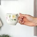Miniatyrbillede 3 af 3: Porcelænskop med underkop, hvid, blomstermønster, 200 ml