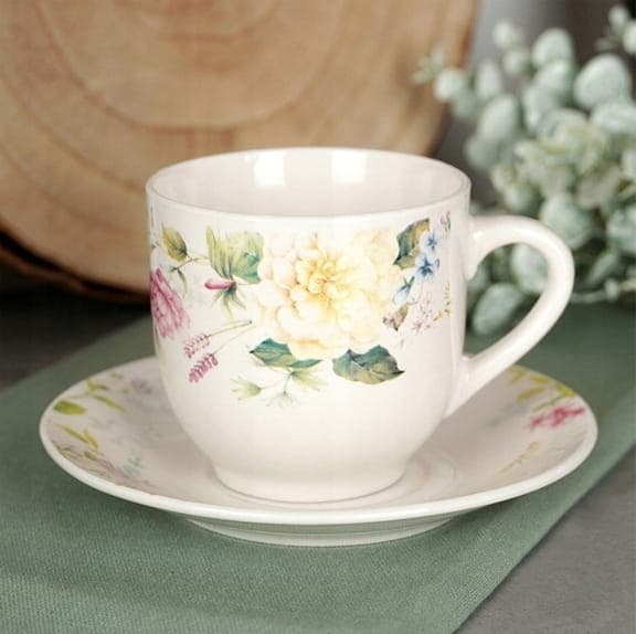 Porcelænskop med underkop, hvid, blomstermønster, 200 ml