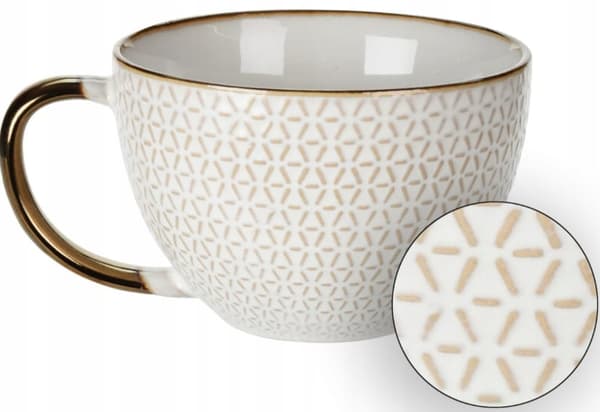 Elegant keramisk mugg 460ml Vit och guld med präglat mönster