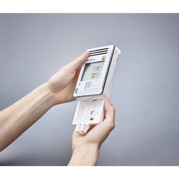 testo 0572 2014 0572 2014 Mutli-datalogger Uppmätt värde CO2, Lufttryck, Temperatur, Fuktighet 0 till +50 °C 0 till 100