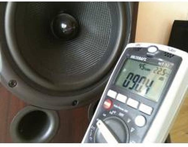 VOLTCRAFT MT-52 Yleismittari Digitaalinen ympäristömittaustoiminto CAT III 600 V Näyttö (määrät): 4000
