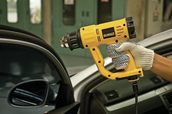 DeWalt D26411-QS kuumailmapistooli 1800 wattia