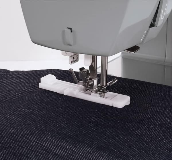 Singer Heavy Duty 6335M Denim (HD6335M)
