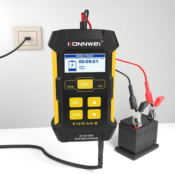 Konnwei KW510 akkumittari