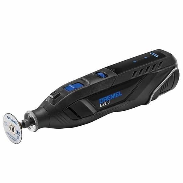 Ansluten 12V Dremel 8260 sladdlös multiverktyg (levereras med 5 tillbehör)