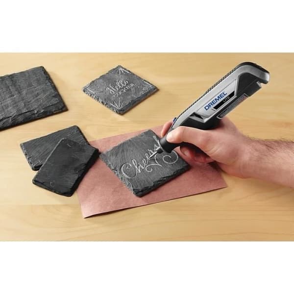 Dremel 7760-15 mini sladdlöst multiverktyg - Li-Ion batteri (3,2V) (levereras med 15 tillbehör)
