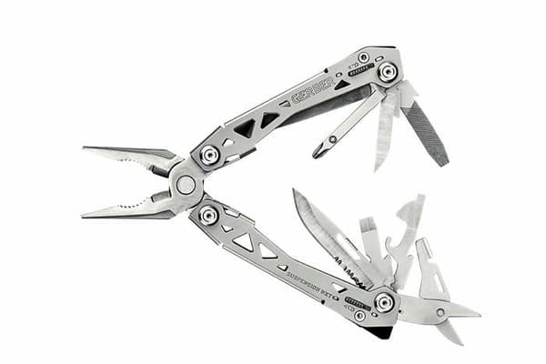 Gerber - 1027871 - Multiverktyg med fickklämma, 15 funktioner, NXT-upphängning, svart, 31-003683